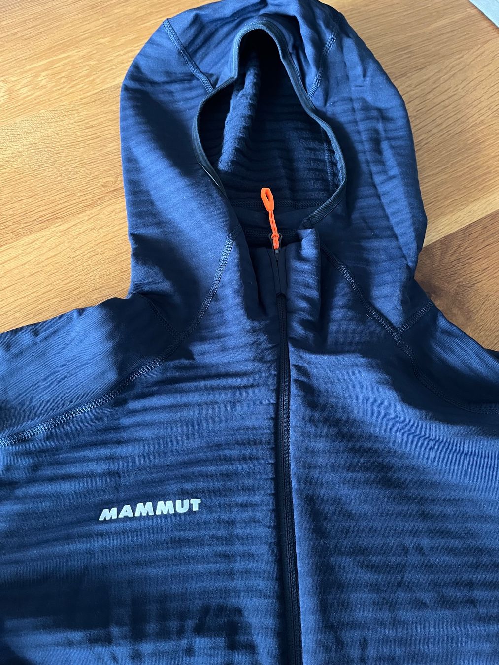 Mammut Giacche: Mammut Hoody – Nuovo (secondo la descrizione) da Walenstadt venduto da michi123G 1