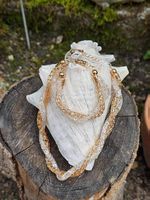 Set goldfarbene Halskette mit Armband aus Metall und Glitzer