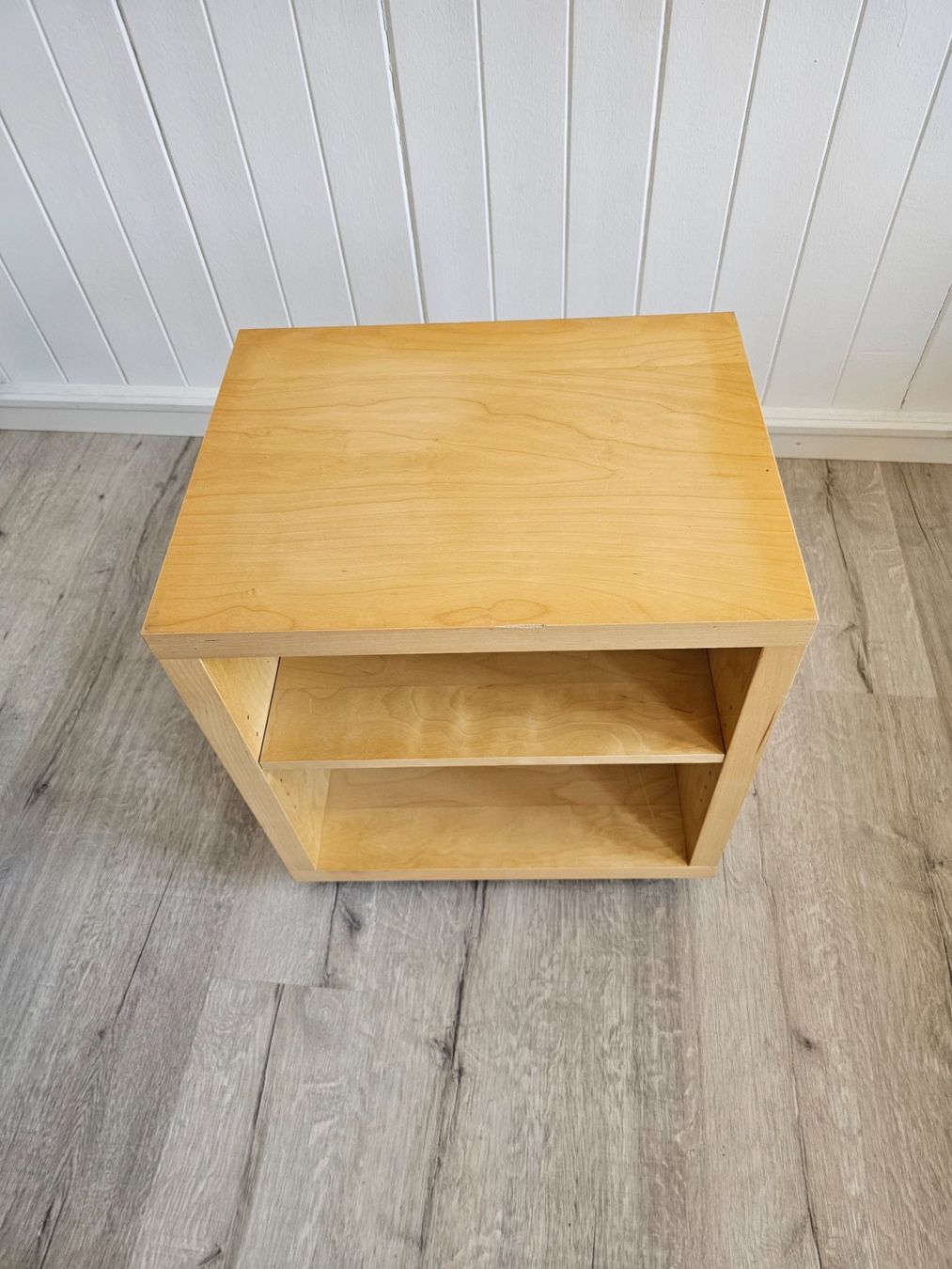 Korpus: Rollcontainer Holz hell 2 Tablare guter Zustand – Gebraucht aus Endingen von Talkiexx 1