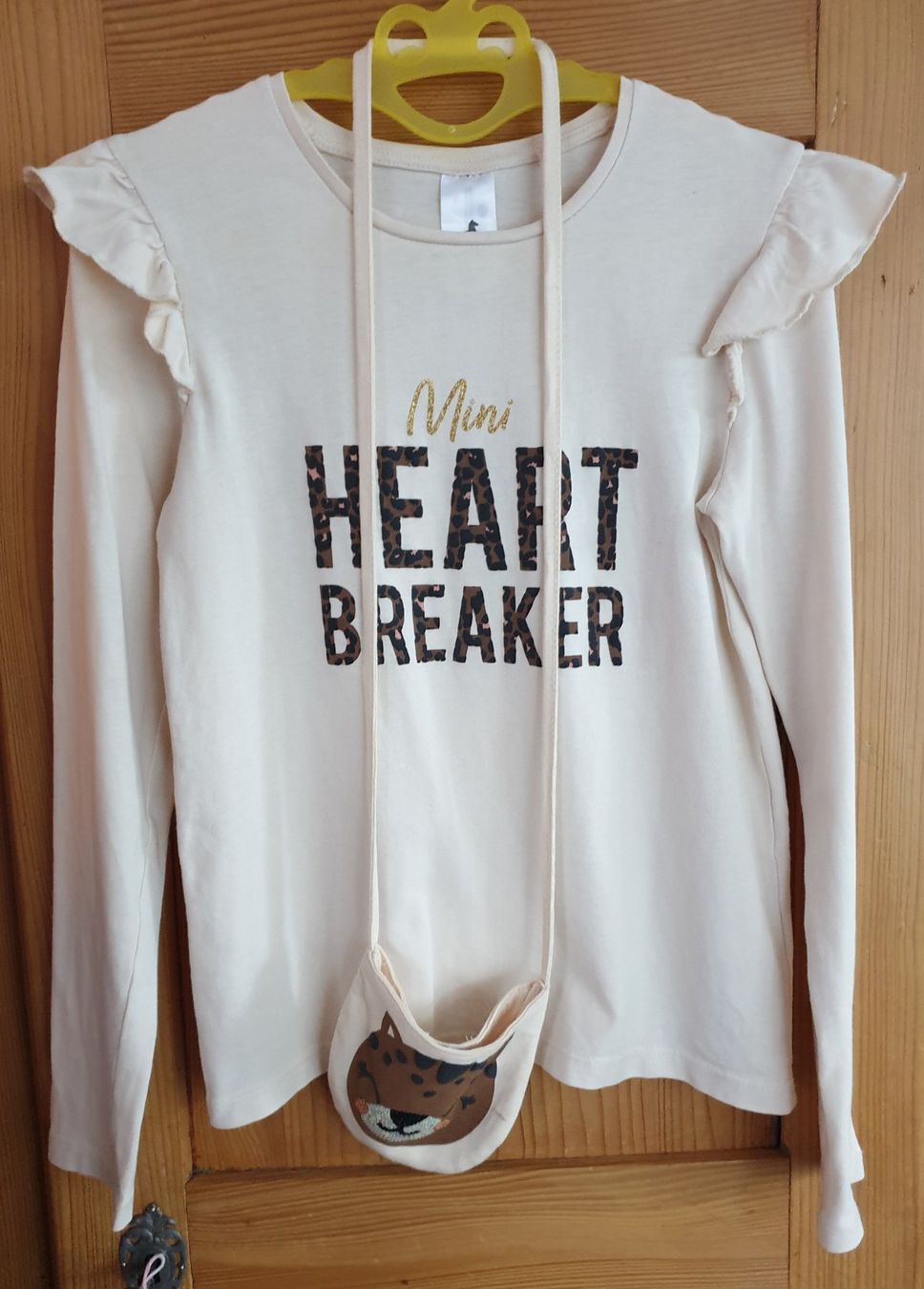 Blouses, T-shirts & Tops: Shirt Langarm mit Täschchen Gr.140 – D'occasion à Beinwil Freiamt par tafa8