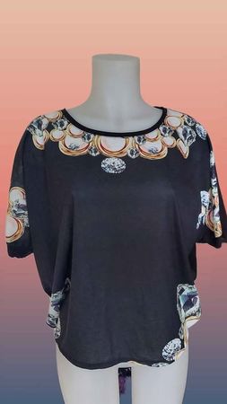 Edles Shirt mit modischem Print, Gr. M