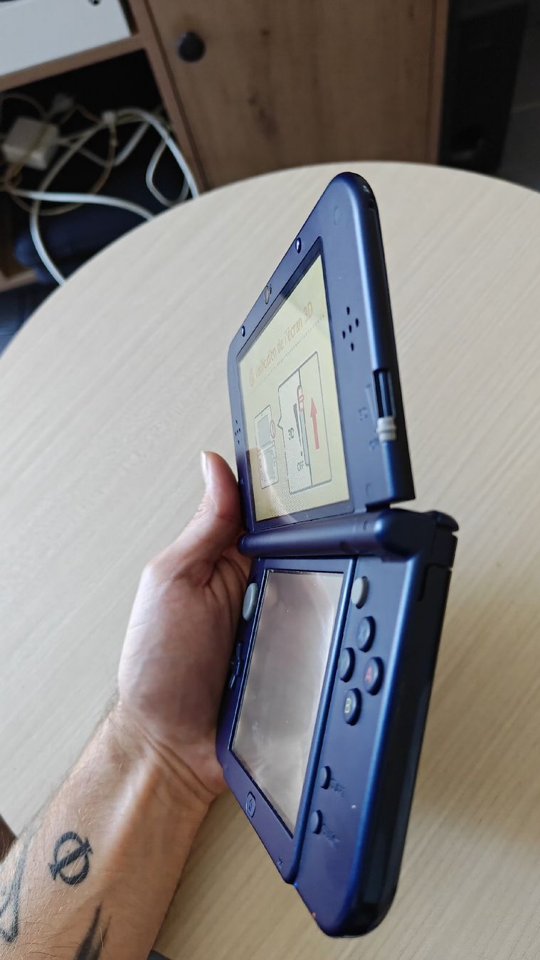 Nintendo Console: New Nintendo 3DS XL IPS CONSOLE – Nuovo (secondo la descrizione) da La Chaux-de-Fonds venduto da rem_mqg8 3