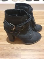 Stiefeletten schwarz Grösse 39 Lederimitat mit Schnallen