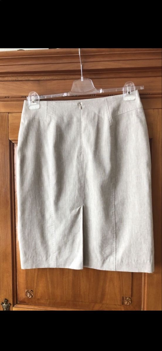 Gonne: Jupe crayon beige, chic et intemporelle - Taille 38 – Usato da Biel/Bienne venduto da Irideca 1