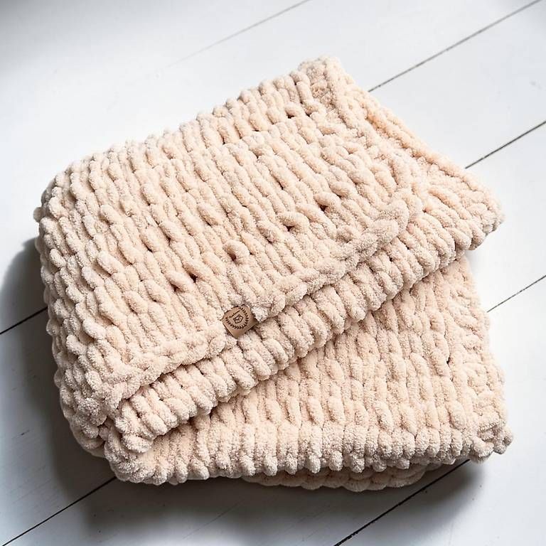 Coperte: Neue handgemachte kuschelige Babydecke Beige – Usato da Glis venduto da KubEmma.ch