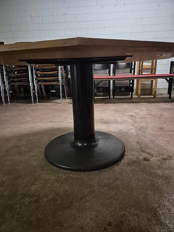 Tavoli: Tisch – Usato da Kirchberg BE venduto da Moesu72 1