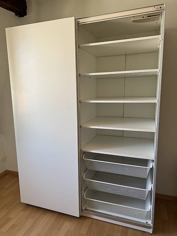 Ikea Armoires: Kleiderschrank PAX weiss – D'occasion à Zürich par ord_7whj 2