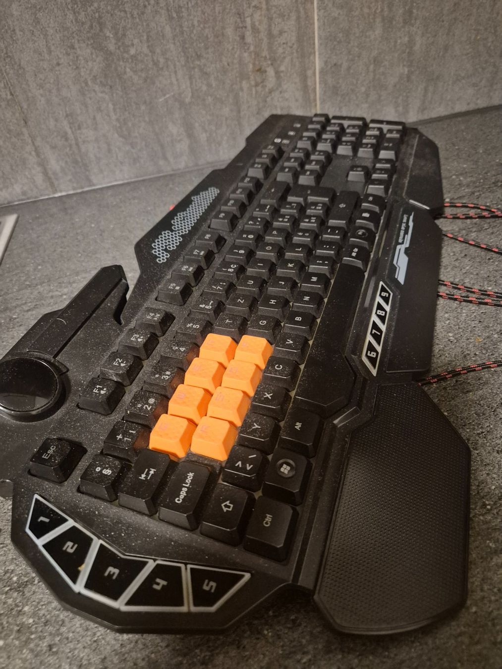 Tastiere: Clavier A4TECH Bloody B318 black – Usato da Essertes venduto da onezoneplay 1