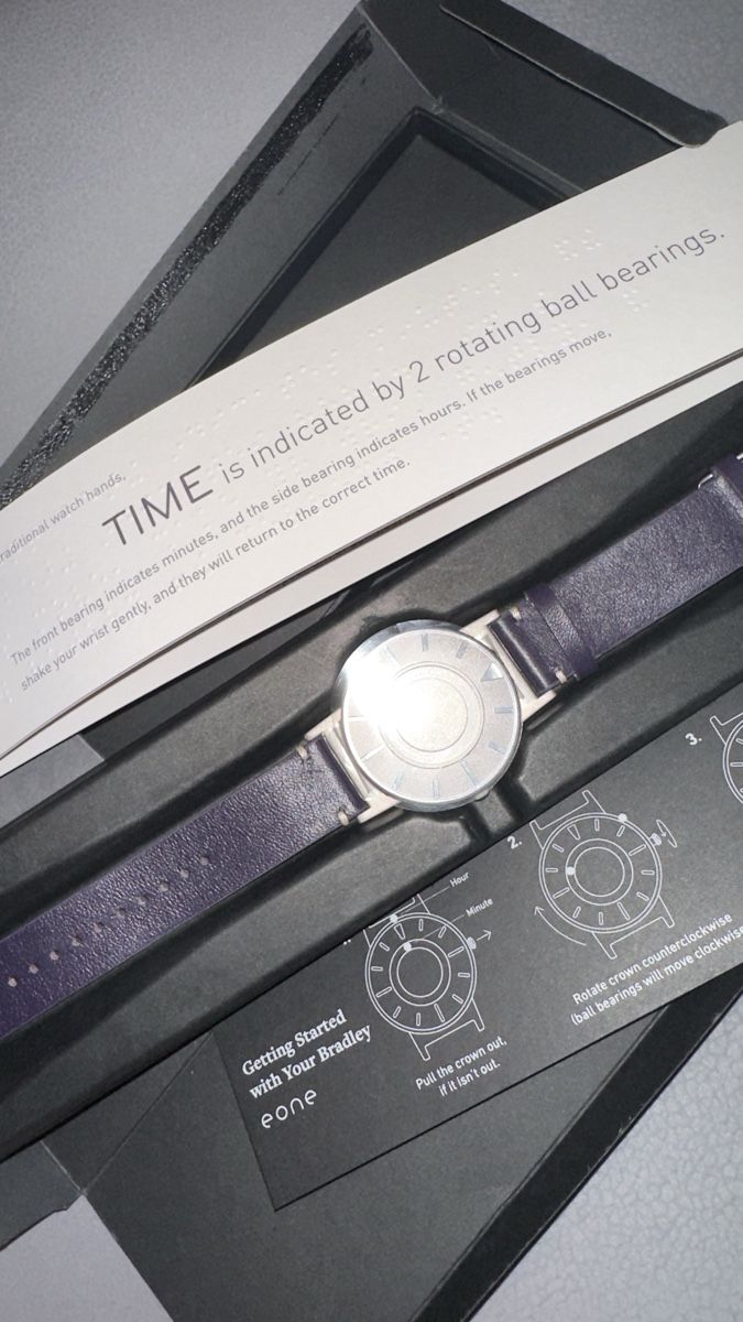 Uhren: Eone Bradley Uhr – Neu und originalverpackt aus Brig von Invert