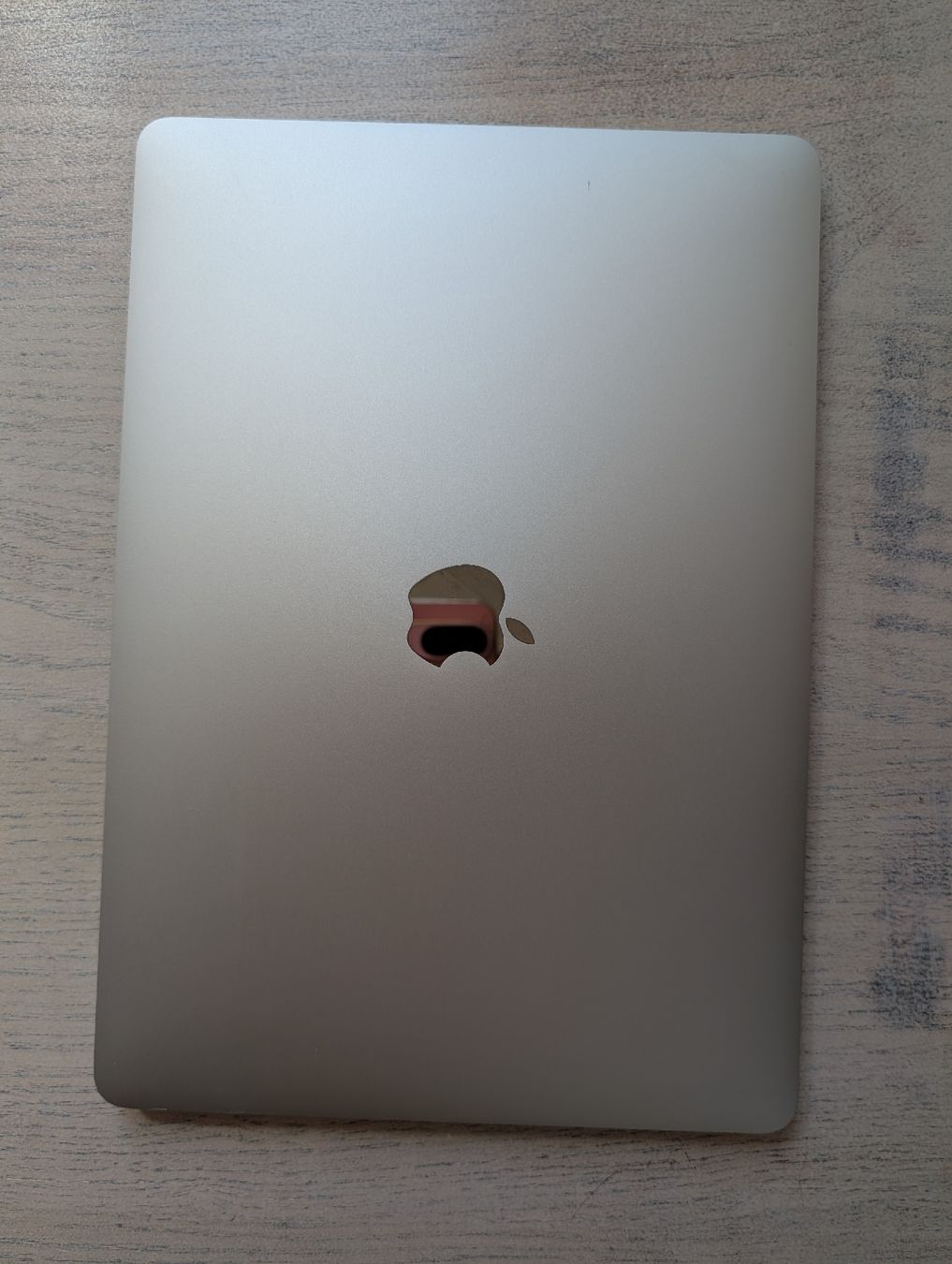 Apple Notebook: Apple Macbook Air 2020 M1 – Usato da Thun venduto da northlaner 2