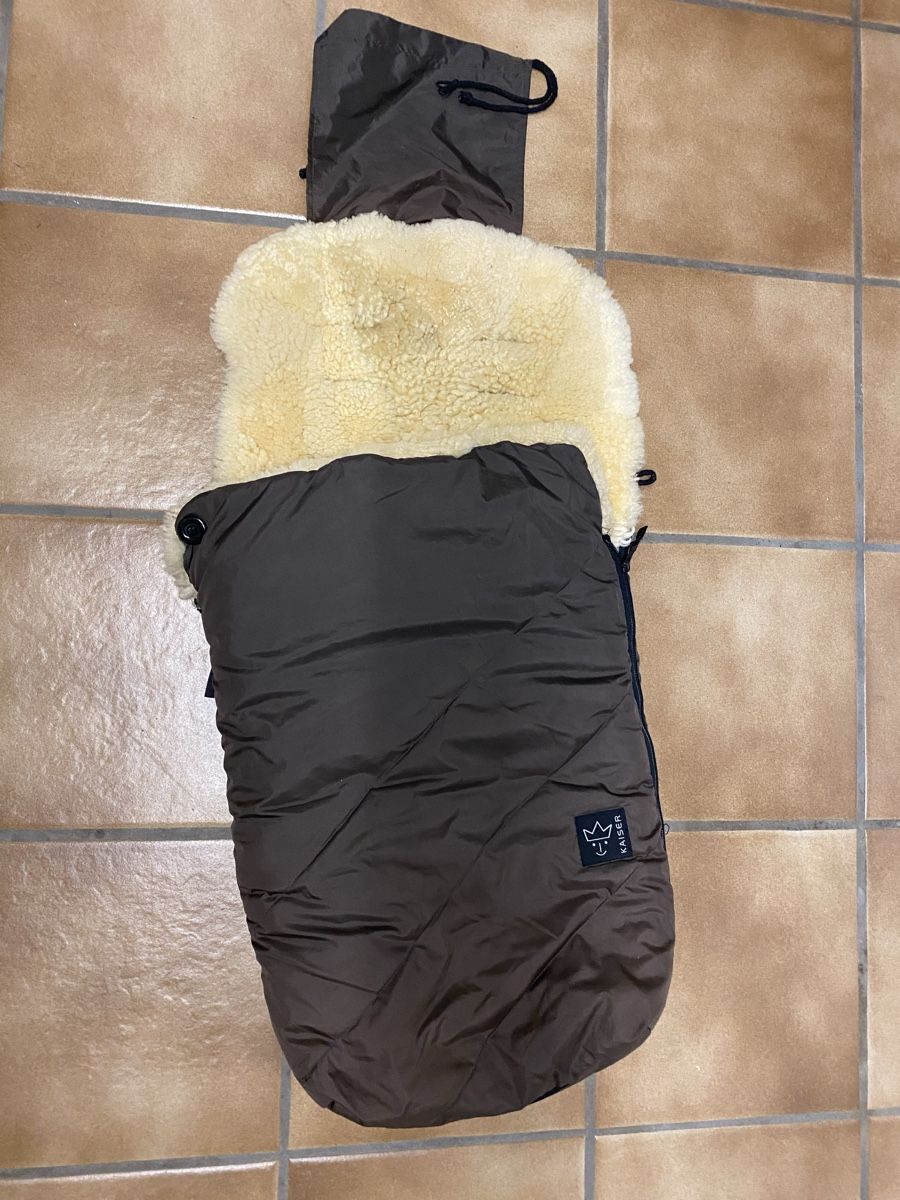 Kaiser Schlafsäcke: Kaiser Lammfell Fusssack – Gebraucht aus Killwangen von Sommer15