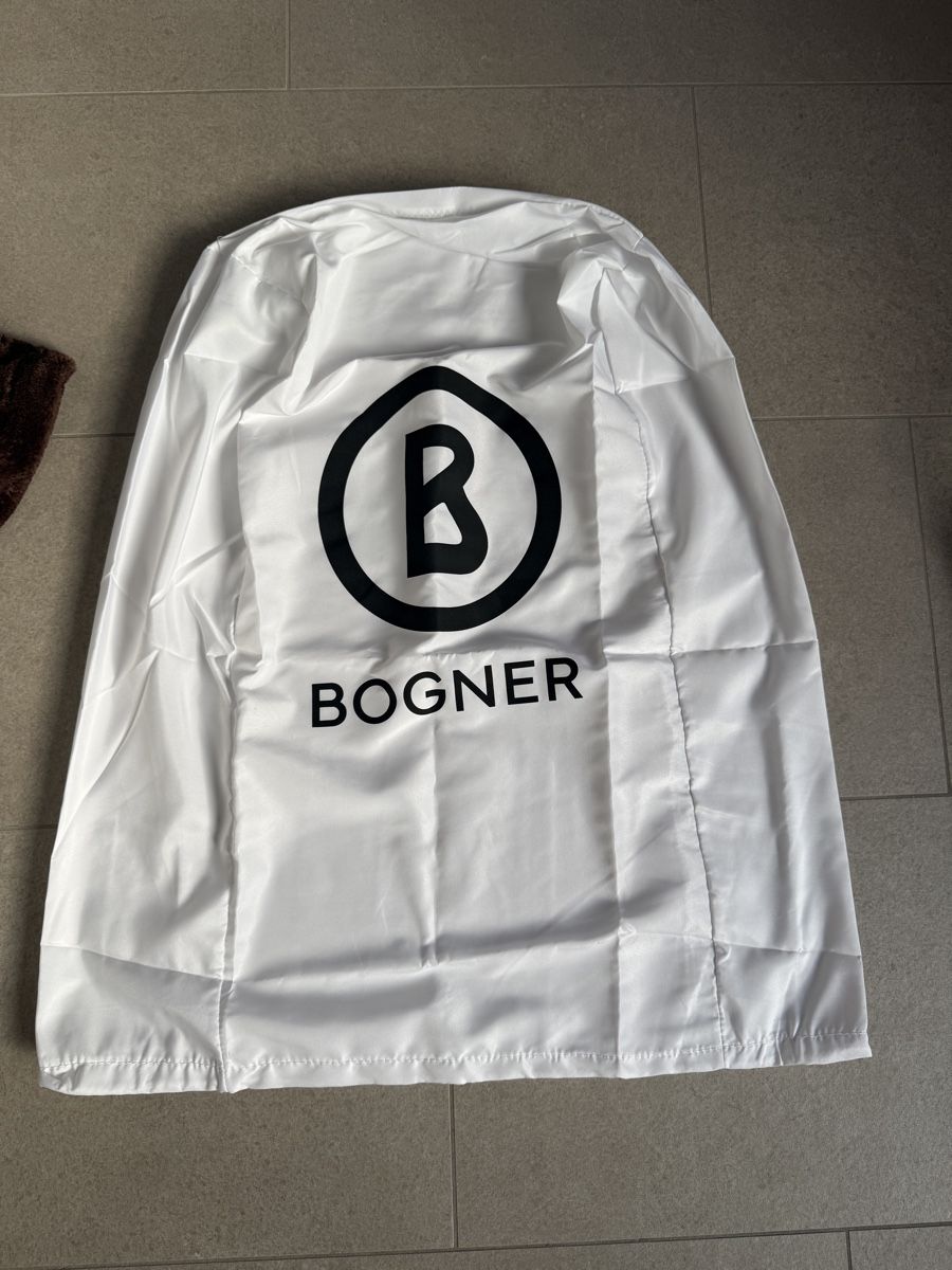 Bogner Borse: Bogner dust bag/ luggage cover – Nuovo e nell'imballaggio originale da Baar venduto da pat_sk76