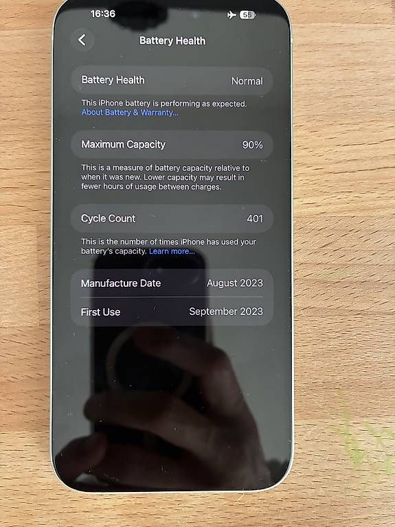 Apple Telefoni cellulari / Smartphones: iPhone 15 Plus mit Garantie – Usato da Lyss venduto da colourblind90 2