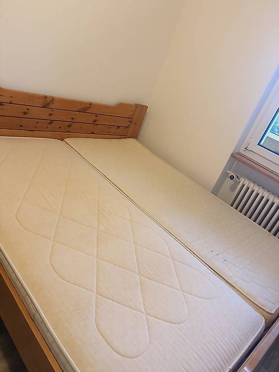 Betten: Bett mit 2 Matratzen und Lattenrost  – Gebraucht aus Schaffhausen von ann_q9gv