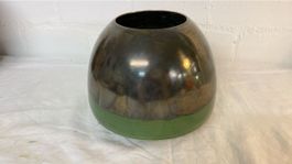 Elegante Vase in Bronze-Optik zu verkaufen