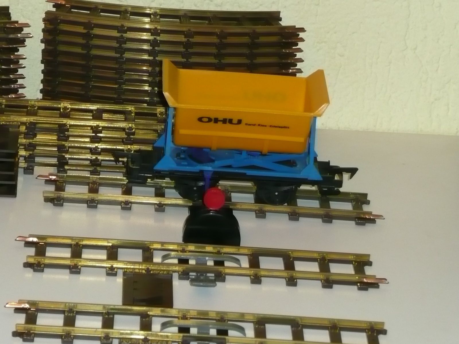 Faller Modelleisenbahnen: Faller Spur 0 " Messing Schienen mit Kipplore " – Gebraucht aus Kriens von Taurus12 1