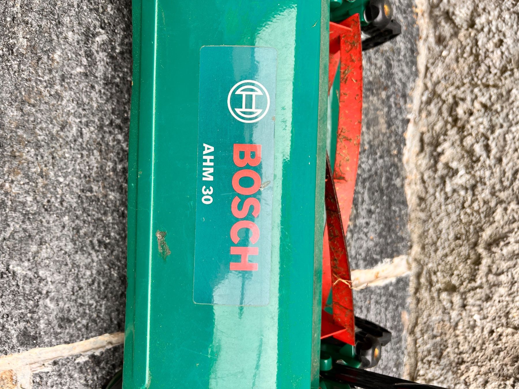Bosch Tagliaerba: Tagliaerba manuale Bosch – Usato da Brè sopra Lugano venduto da cic_mq8k 1