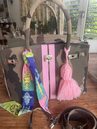 Tasche Damen Cammouflage Pink Streifen guter Zustand