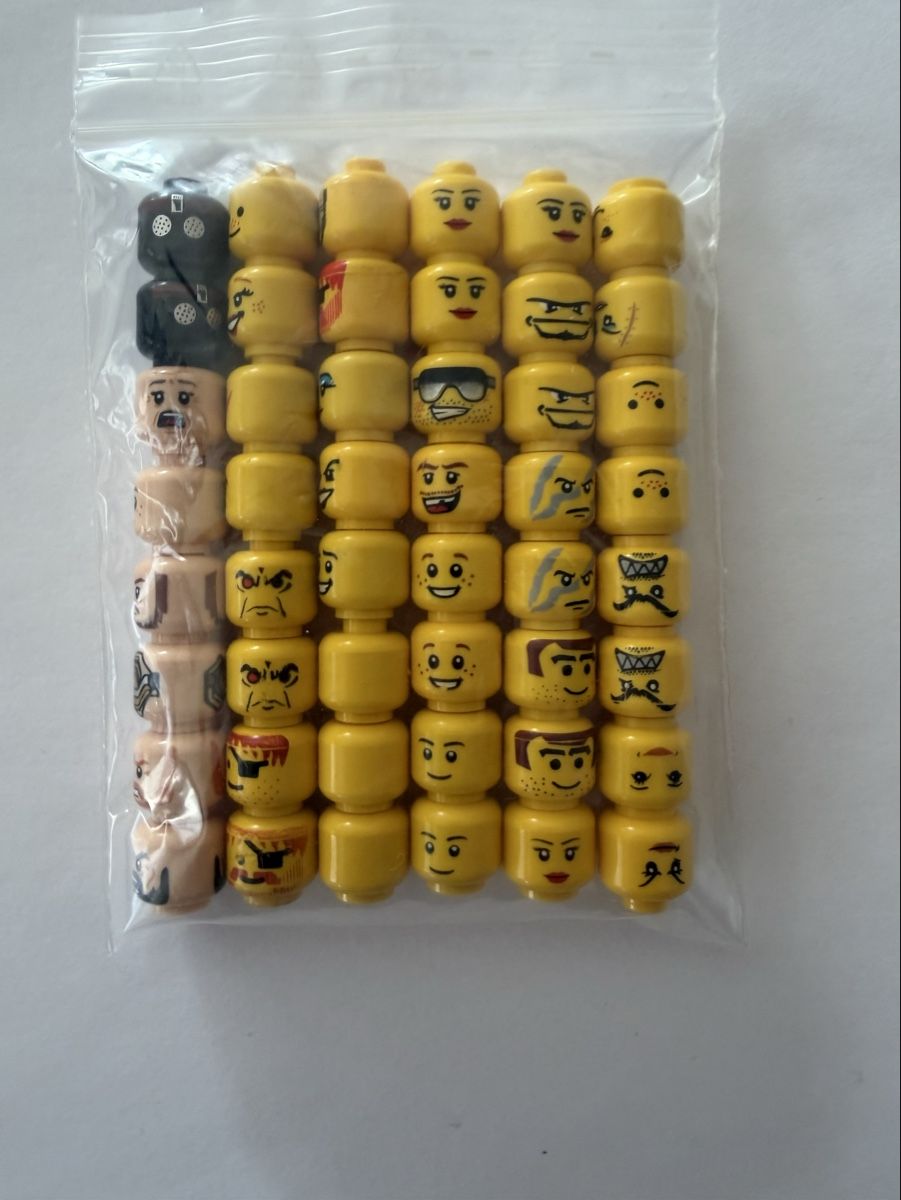 Lego Giocattoli: Lego Minifiguren Köpfe, Mix, 48 Stück  – Usato da Rheinfelden venduto da zim_2hqc
