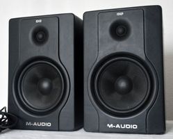 2 x M-AUDIO BX8 D2 Studio Monitor 8"