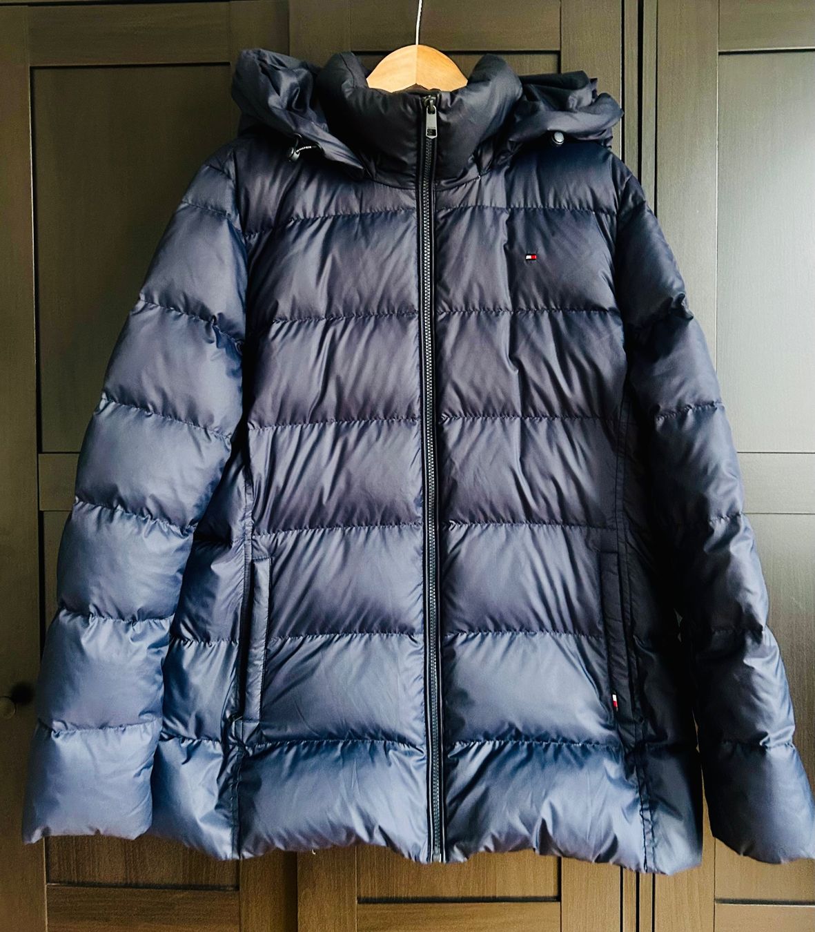 Tommy Hilfiger Jacken: Tommy Hilfiger Daunenjacke – Gebraucht aus Klingnau von martinak79