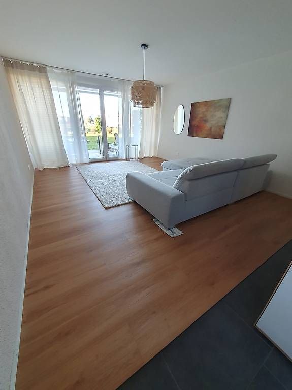 Divani: Premium Mustering Sofa MR Lucia – Usato da Kreuzlingen venduto da pas_y9kk 3