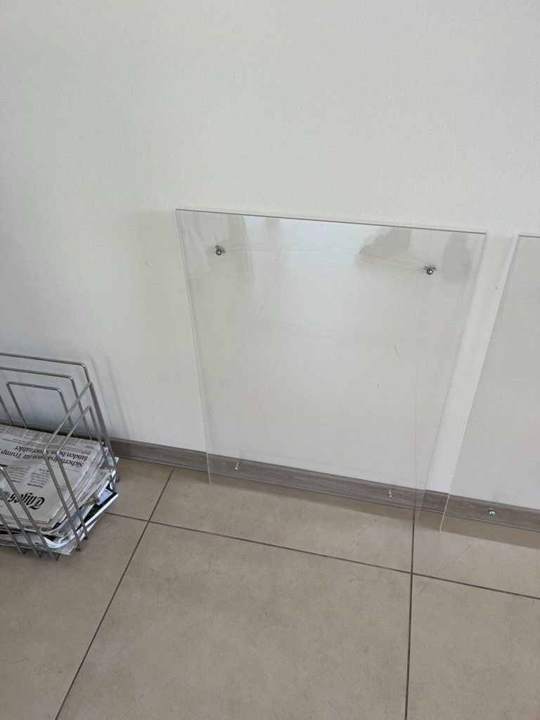 Cornici: Plexiglas-Bilderrahmen, 2 Stück, gebraucht – Usato da Ellikon an der Thur venduto da mat_yf7h 1