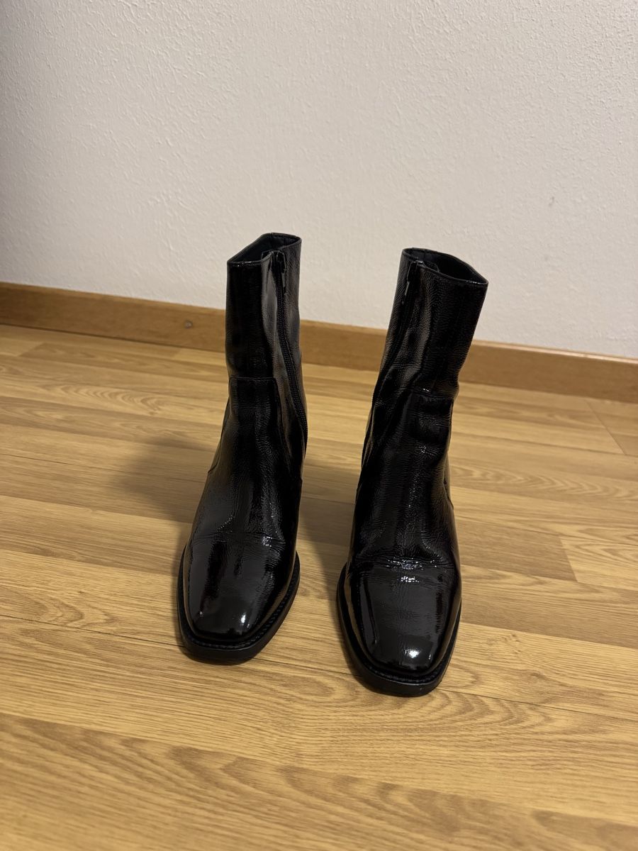 Scarpe da donna: Minelli Damen Lederstiefel Schwarz – Usato da Zürich venduto da alexandragarcia1 2