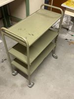 Robuster Servierwagen COSMOS Biel-Bienne 3 Ablagen Metall