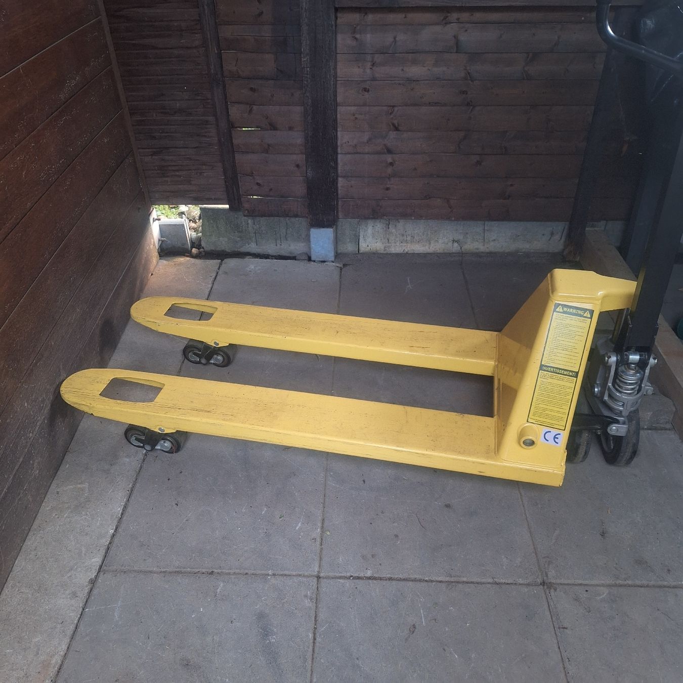 Carrelli elevatori e a forche: Palettenrolli  – Usato da Winterthur venduto da v-t88 4