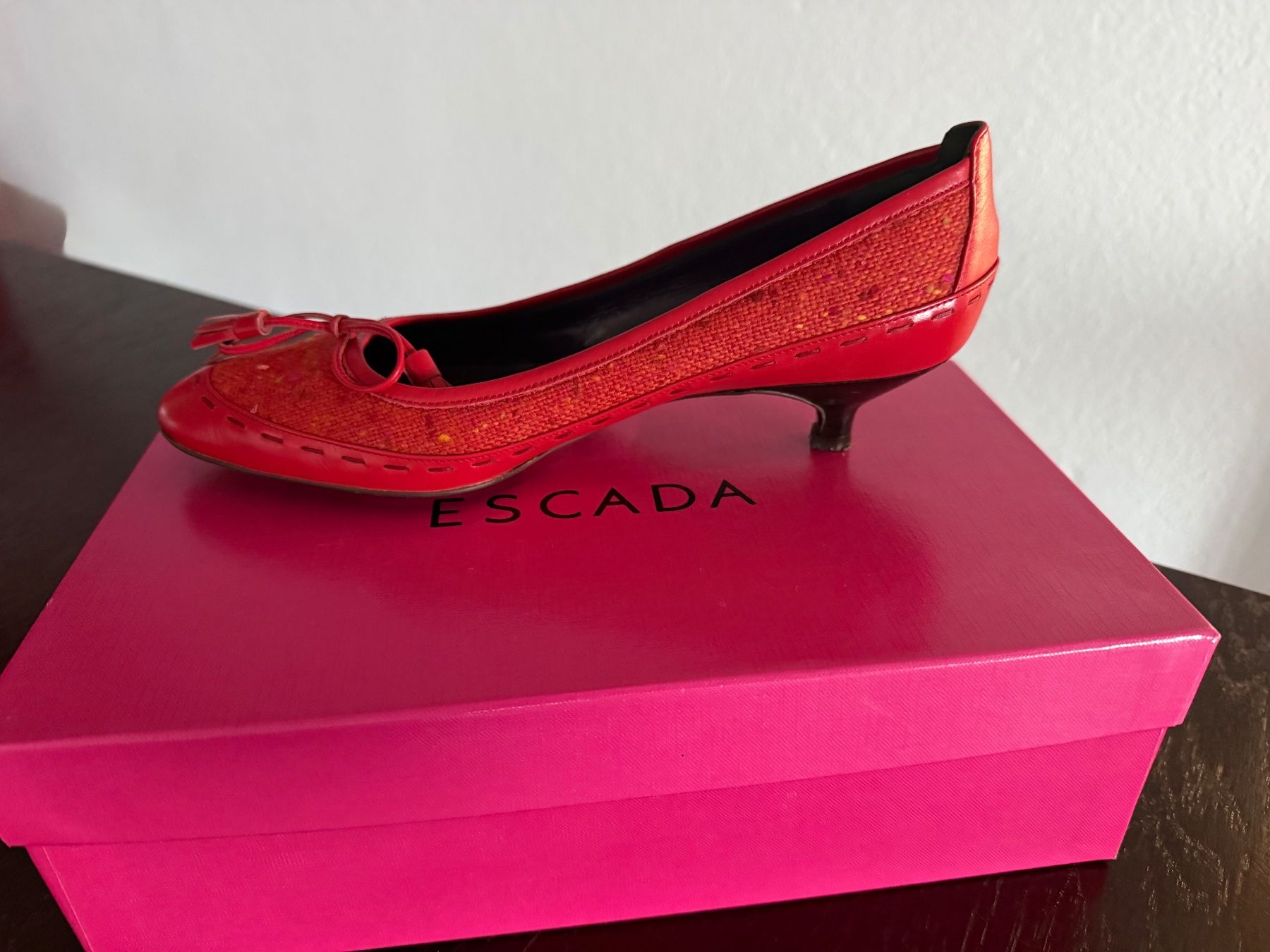 Escada Chaussures femmes: ESCADA Ballerina – D'occasion à Richterswil par CarlotaMaria