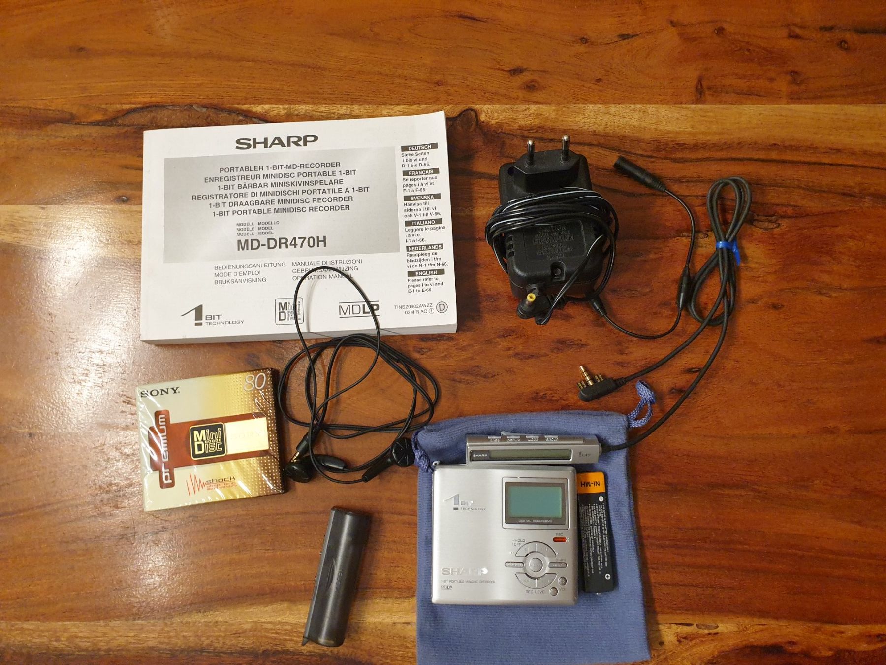 Minidisc: Minidisc Sharp MD-D470H mit div. Zubehör – Gebraucht aus Rain von chesz