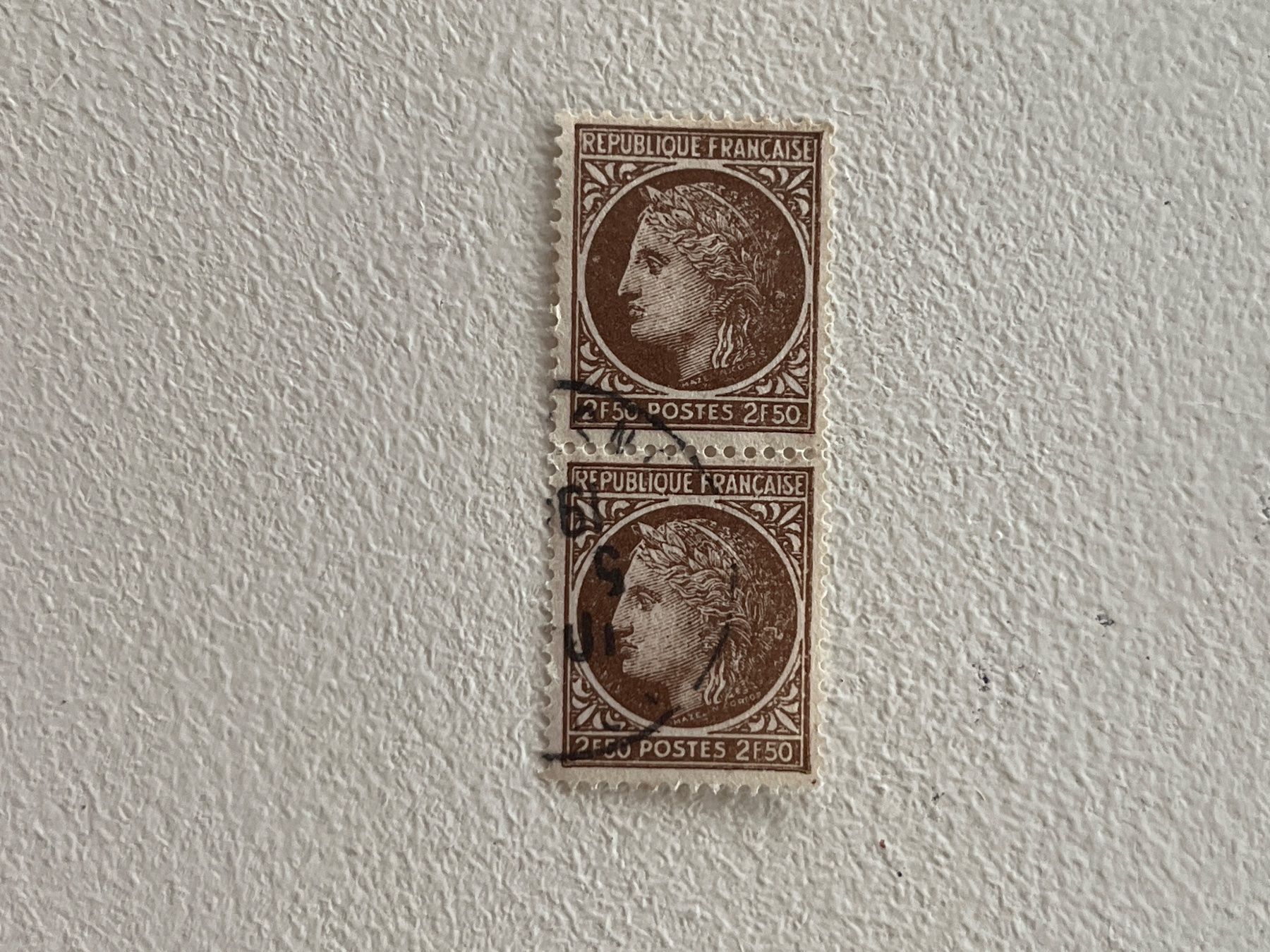 Tutti i francobolli: France Briefmarken (Gratis-Versand) – Usato da Chiasso venduto da AzenYa