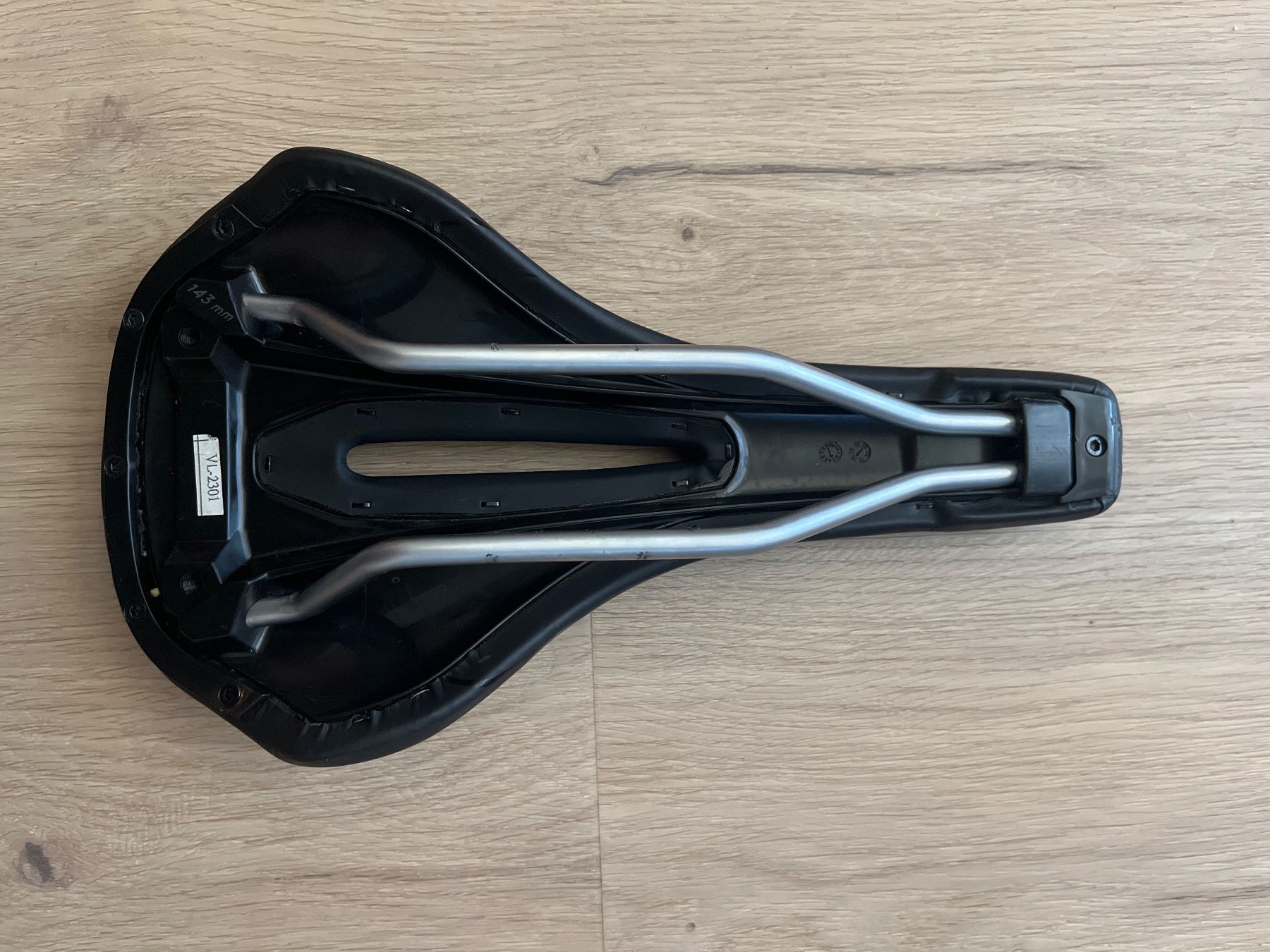 Specialized Sonstiges Radsport Zubehör: Specialized Phenom Expert 143mm - Rennvelo/MTB Sattel – Gebraucht aus Hinwil von  3