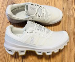 On Cloudventure Trail Laufschuhe Weiss, Grösse 36.5 neu