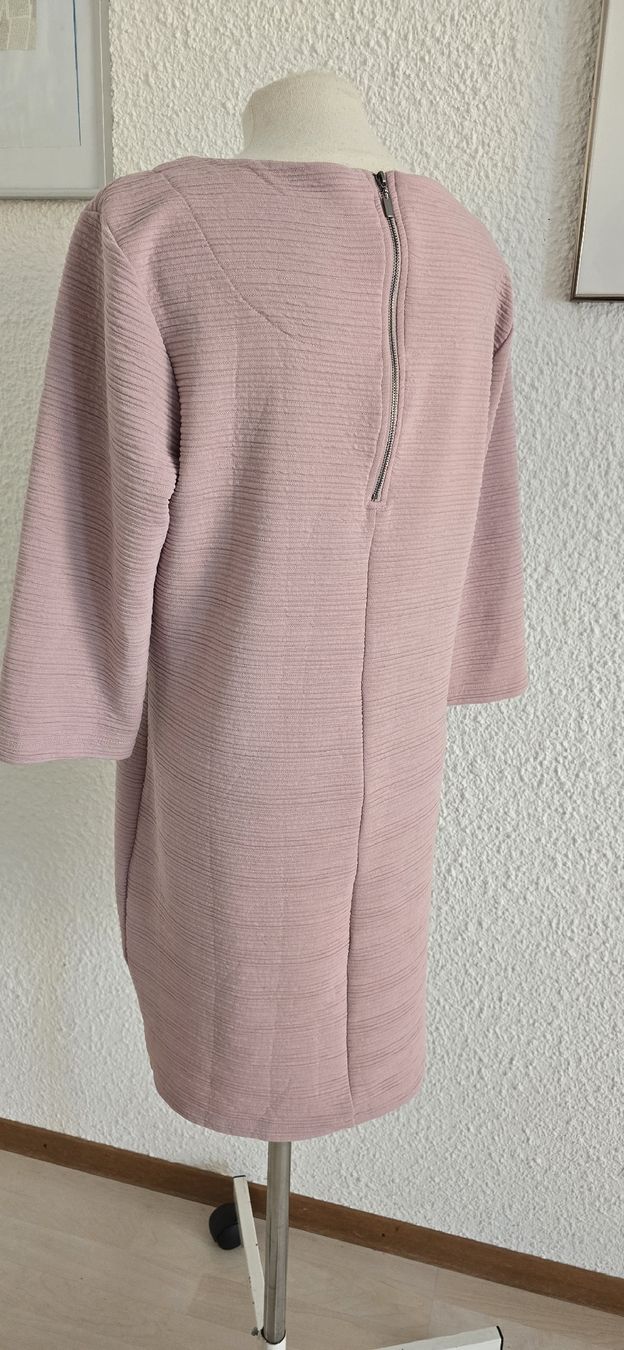 Vestiti: robe xxl free quent – Usato da Martigny venduto da pivert03 1