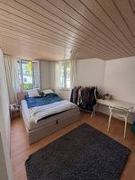 Fast neues Bett + Matratze (hochwertig) 