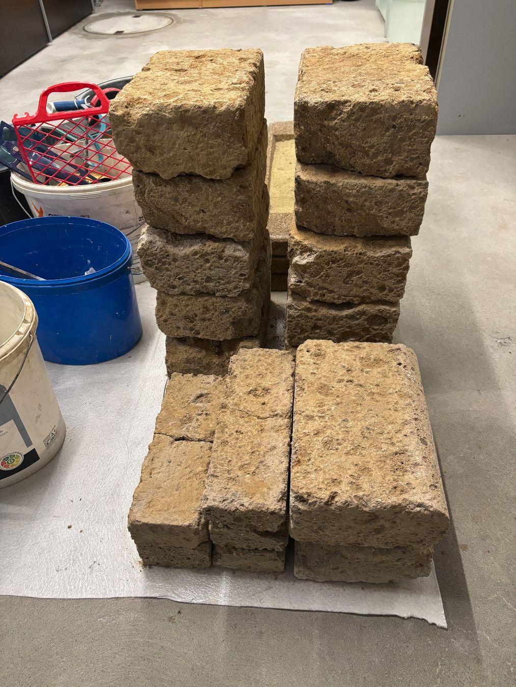Scaffali: Weinregal SandyLine Tuff – Usato da Lugnorre venduto da serge.morgenegg