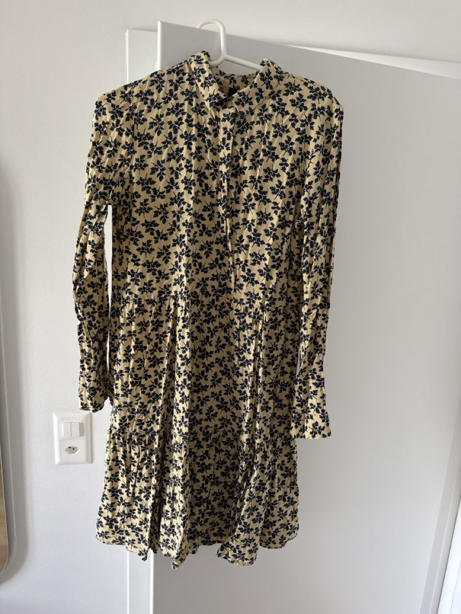 Robes: YAS Kleid M  – D'occasion à Rupperswil par simonekaalund