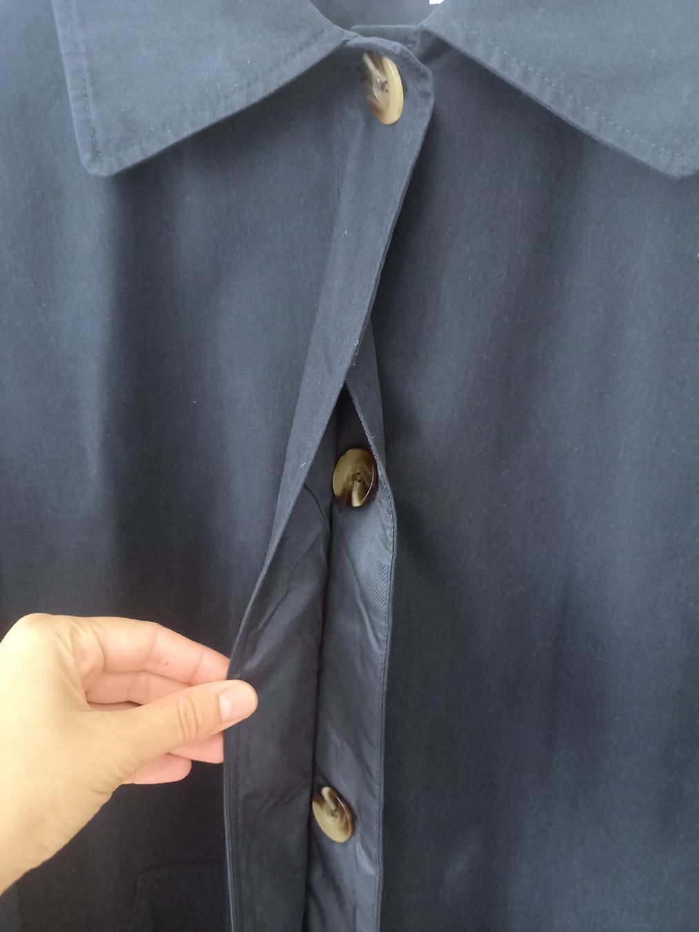 La Redoute Cappotti: Trenchcoat Dunkelblau Gr. 40 – Usato da Zürich venduto da Veramone 2