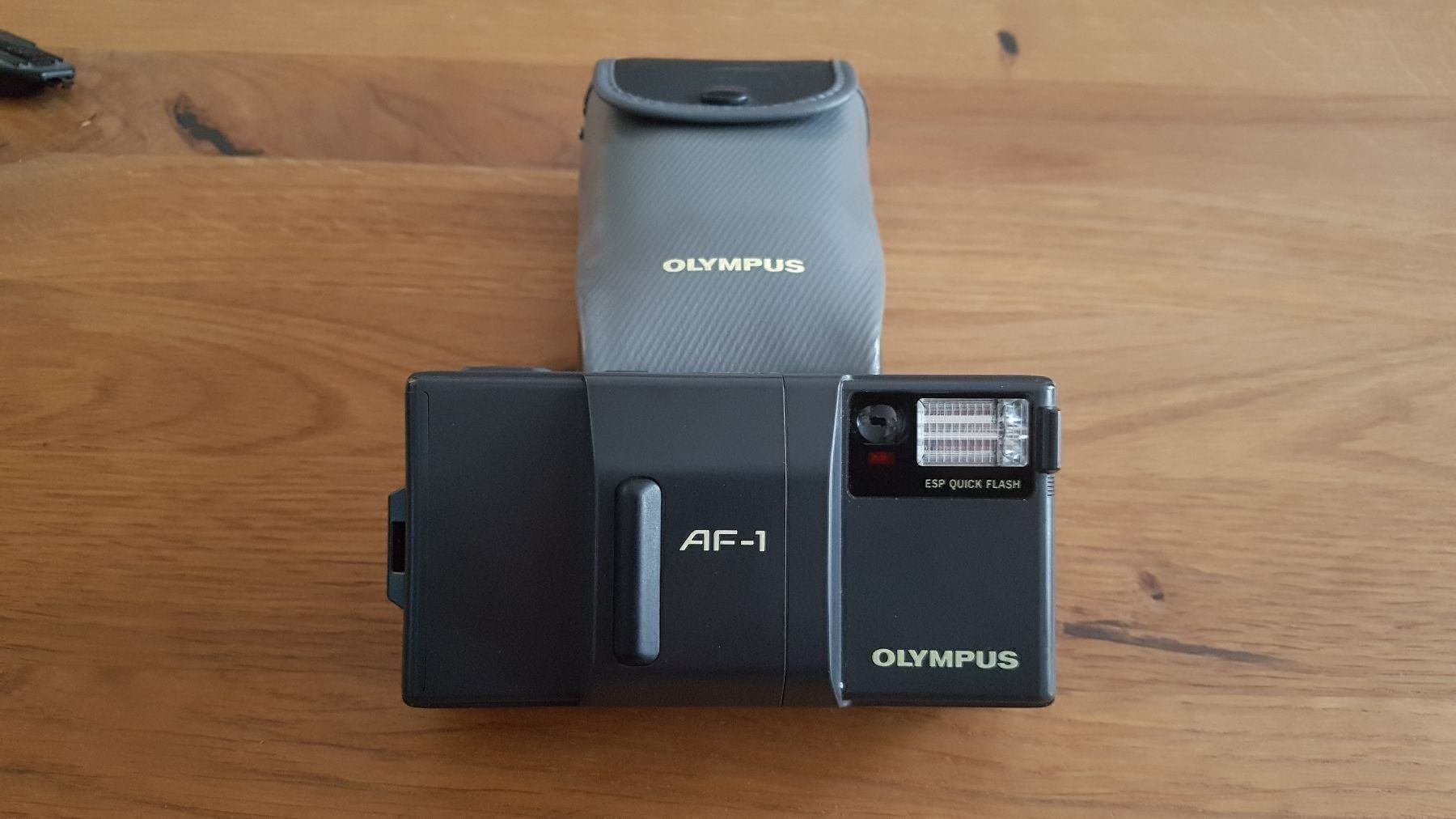 Olympus Kamera: Olympus AF-1 35mm Kompaktkamera – Gebraucht aus Zürich von Lina049 1