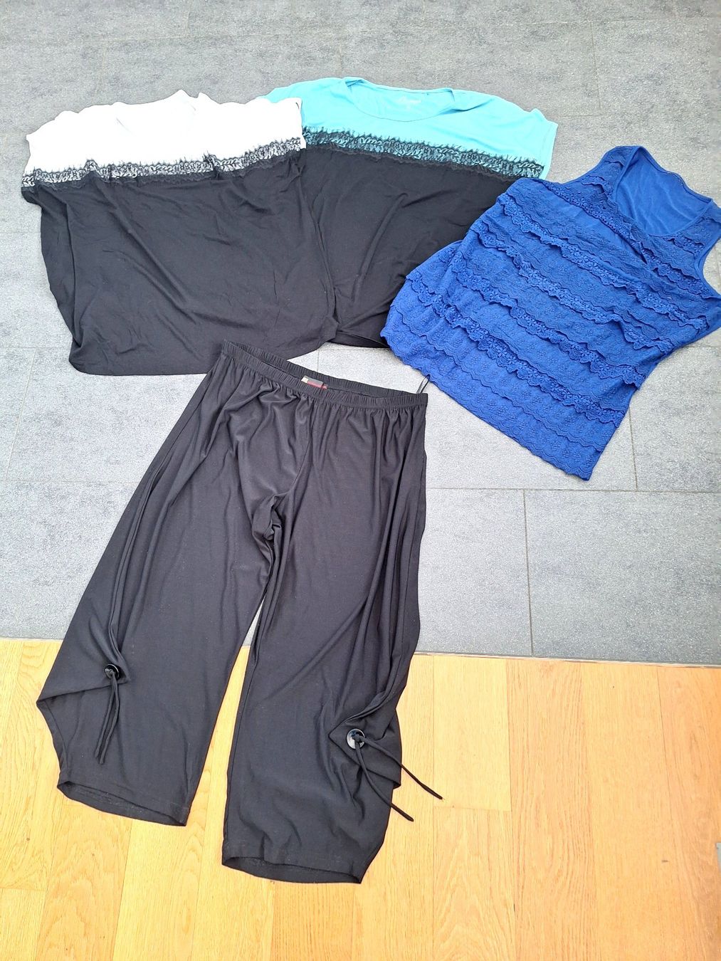 Lotti di vestiti: Kleiderpaket Damen Gr. 52 – Usato da Frenkendorf venduto da Fippe1 3