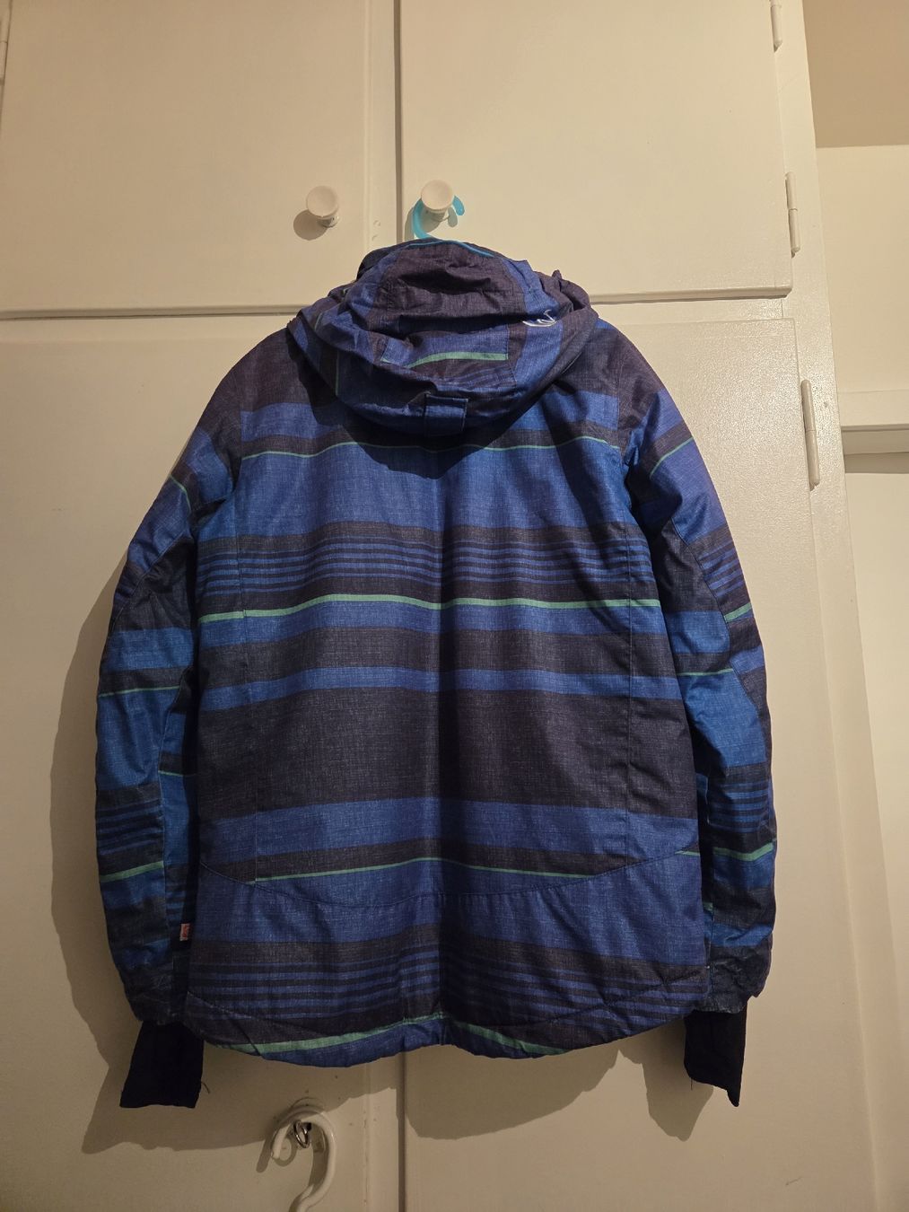 Vestes: NUR TWINT ZAHLUNG SkiJacke gr.146/152 – D'occasion à Burgdorf par tamaraw03 1