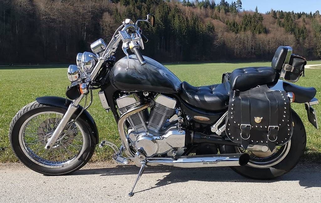 Suzuki Chopper: SUZUKI INTRUDER VS 1400 GLP – Usato da Hettiswil venduto da Caramba02