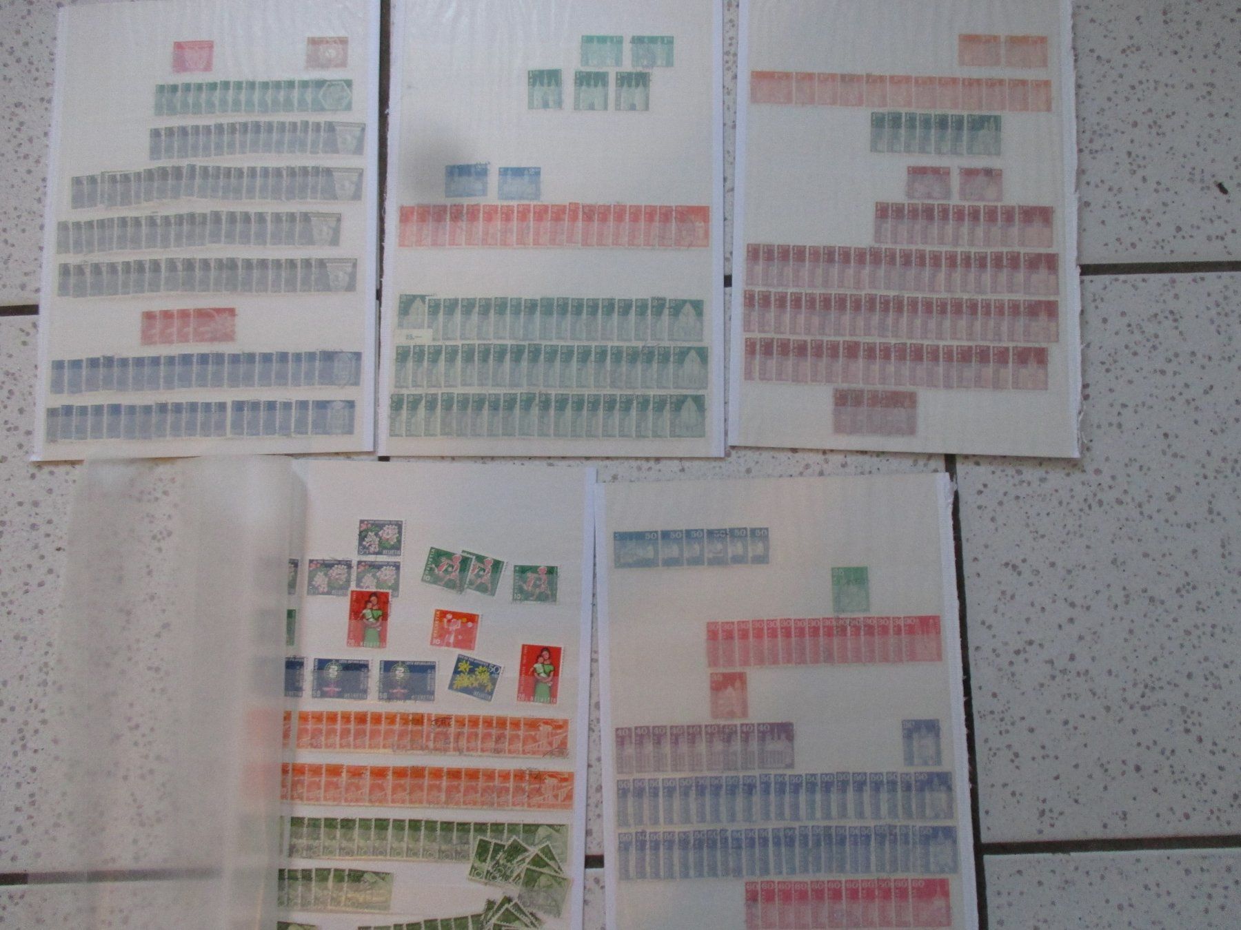 Tutti i francobolli: 6 Scans Restposten mit Blocks und Einheiten / Doubletten ! – Usato da Bibern SH venduto da Heinibuehrer 5
