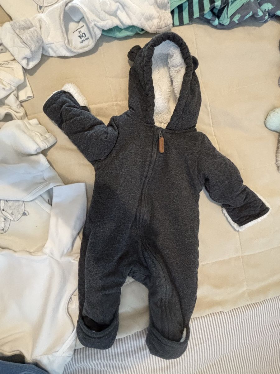Lotti & Set di vestiti: Great selection quality newborn bundle size 56 – Usato da Baar venduto da VeliaT 3