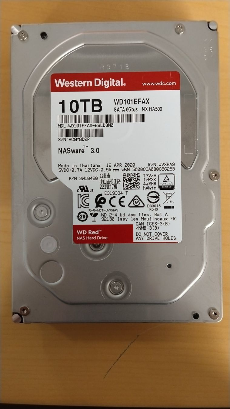 Western Digital Dischi rigidi: Western Digital WD101EFAX 10TB HDD NASware 3.0 gewipt – Usato da Wallisellen venduto da mic_gg2g