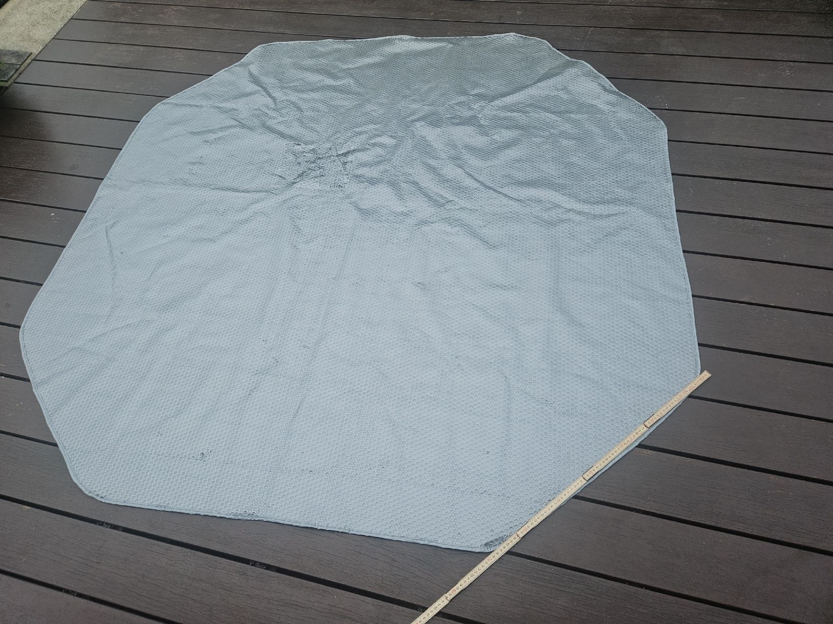 Intex Piscine: Whirlpool Bodenabdeckung neu 220 x 200 cm – Nuovo (secondo la descrizione) da Bonstetten venduto da Brigitte04volle