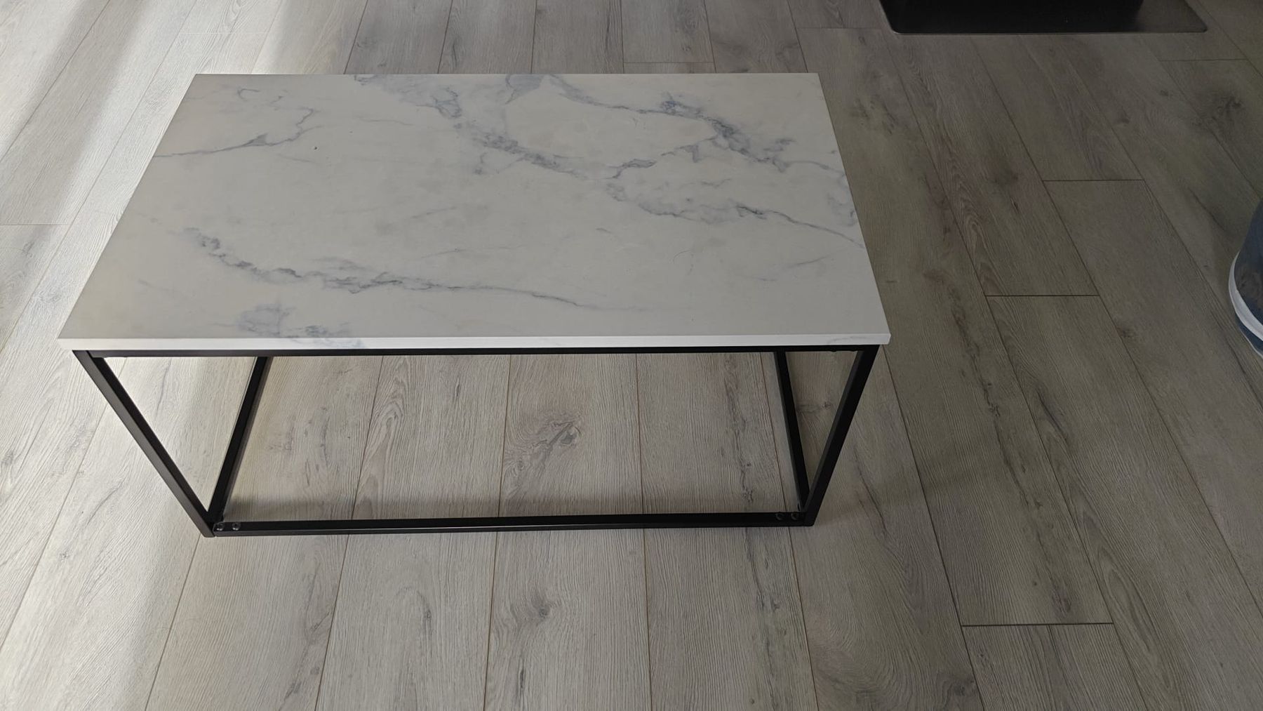 Tables: Couchtisch – D'occasion à Grosshöchstetten par loeru11 1