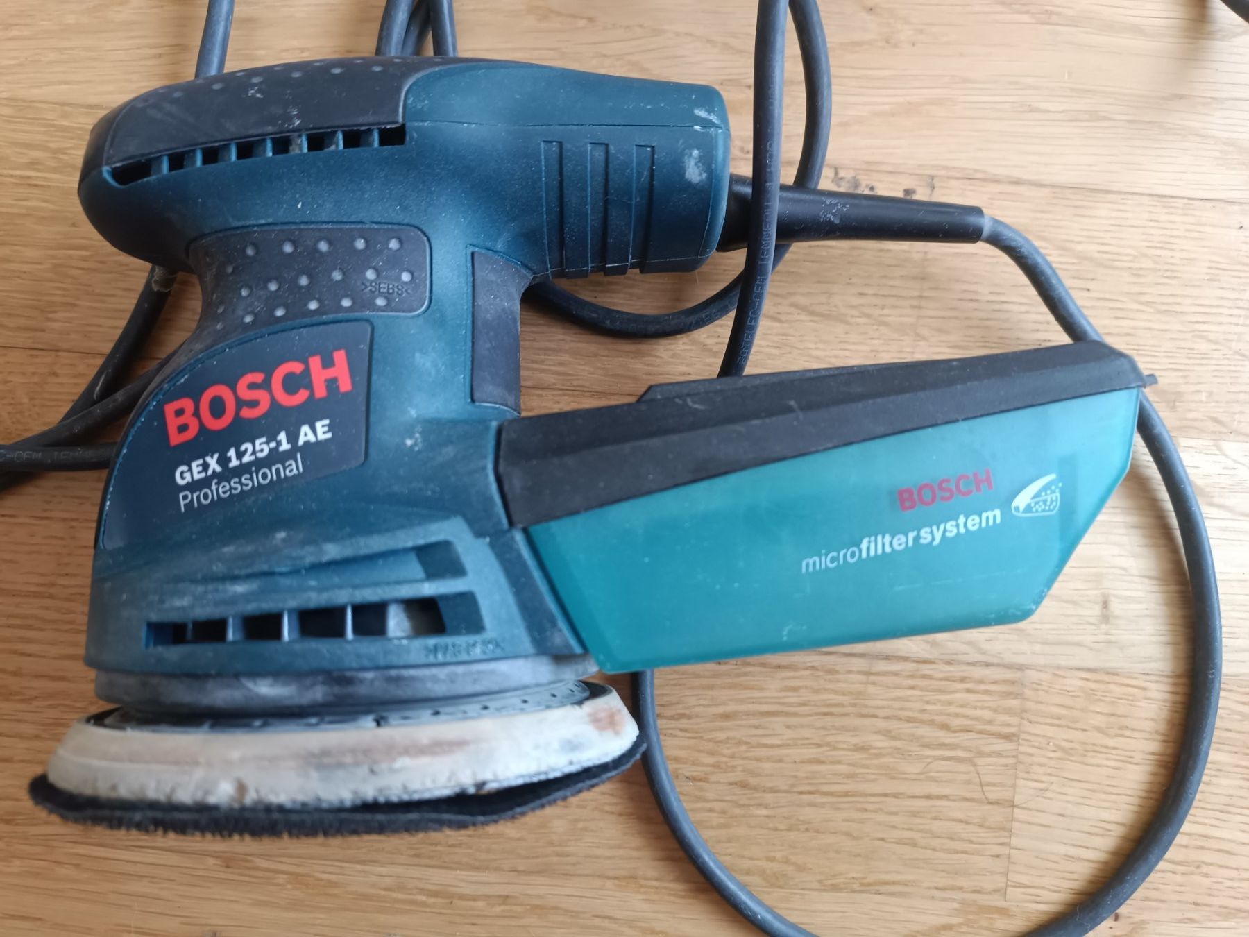 Bosch Schleifen & Polieren: Bosch GEX-125-1AE Professional – Gebraucht aus Binningen von vit_pqg9